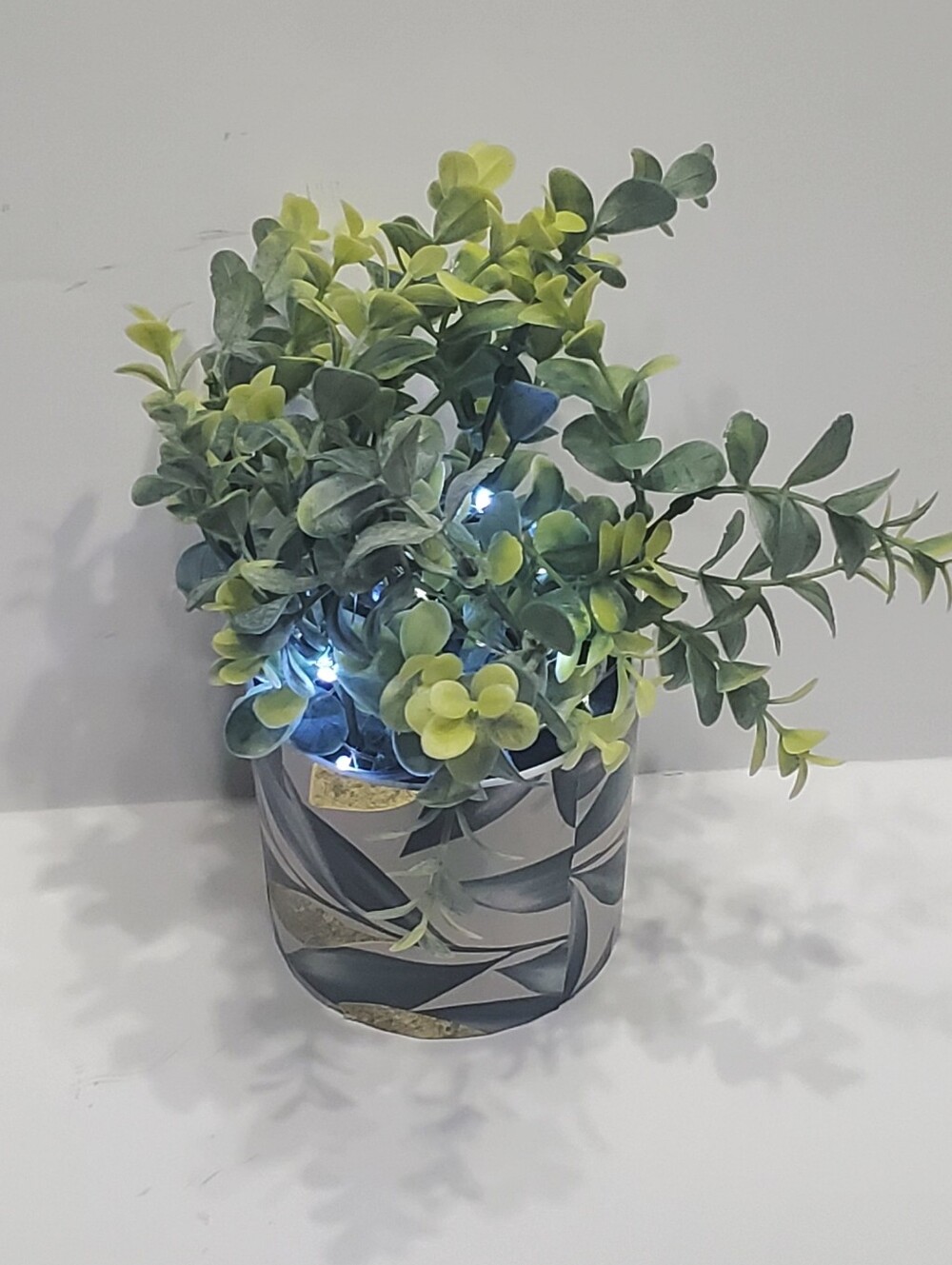 Light Up Plant - Picture 8 of 8